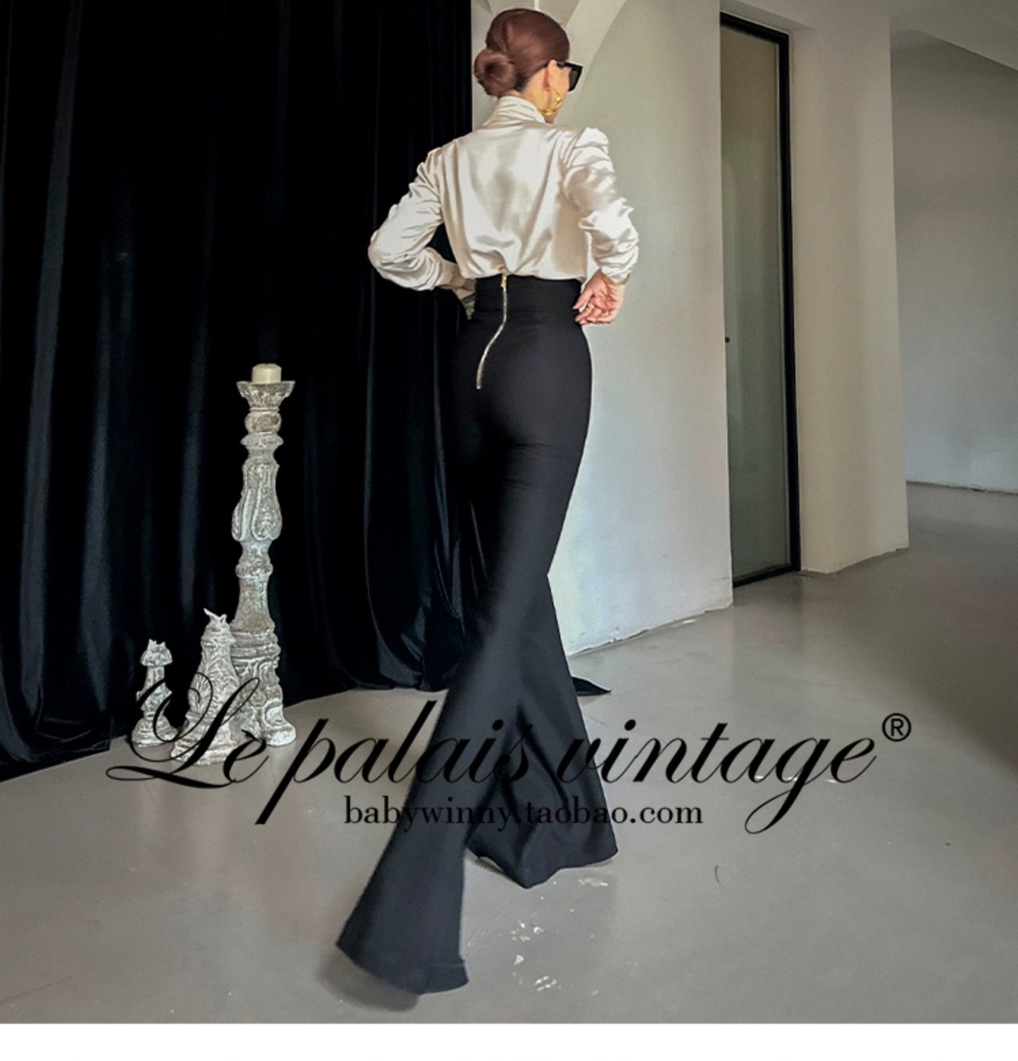 Le Palais Vintage High Waist Slit Flare Black Trousers  Kirmo  ( V )