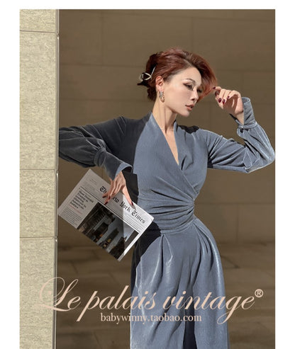 Le Palais Vintage Elegant long sleeves  V-neck matte velvet dinner wrap top-Maryann