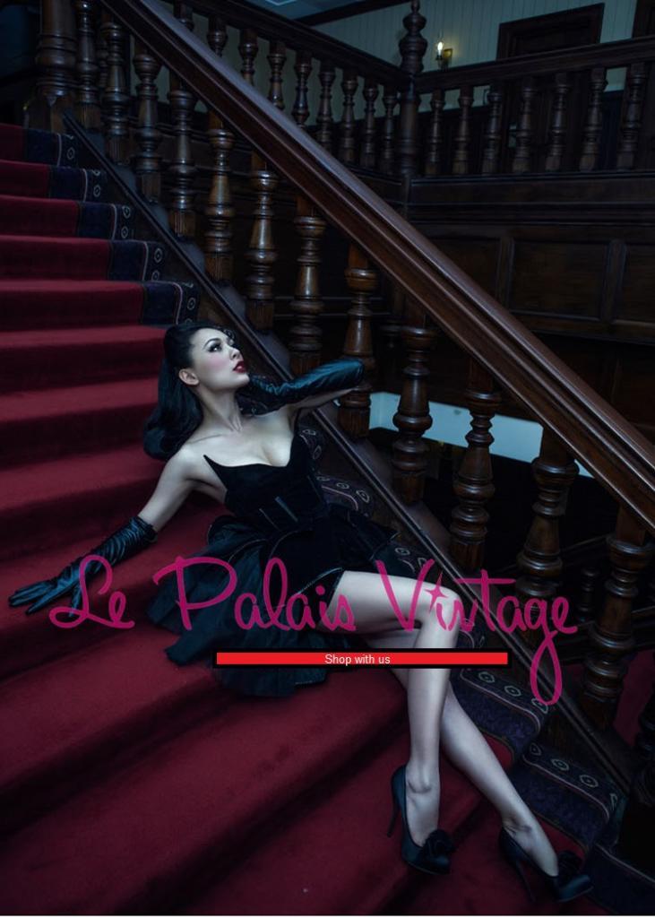 Le Palais vintage gothic retro pinup fishbone corset swallowtail velvet  black swan dress- Nito