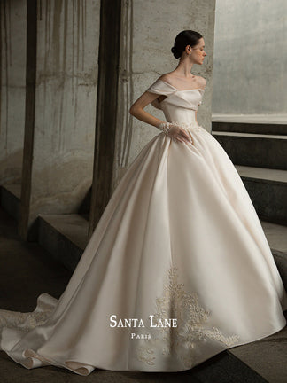 Early Spring 2023 Winter one-shoulder satin satin wedding dress- Sally ...