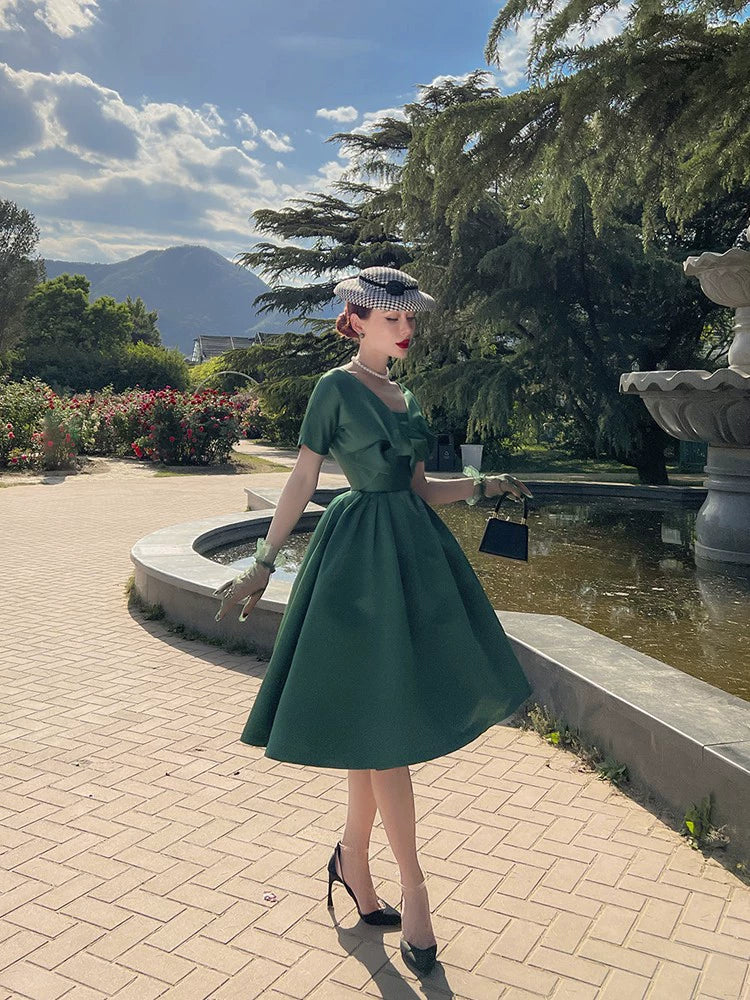 Le Palais Vintage Elegant V-Neck 50s Classic Emerald Bow Tuff Dress-Raina