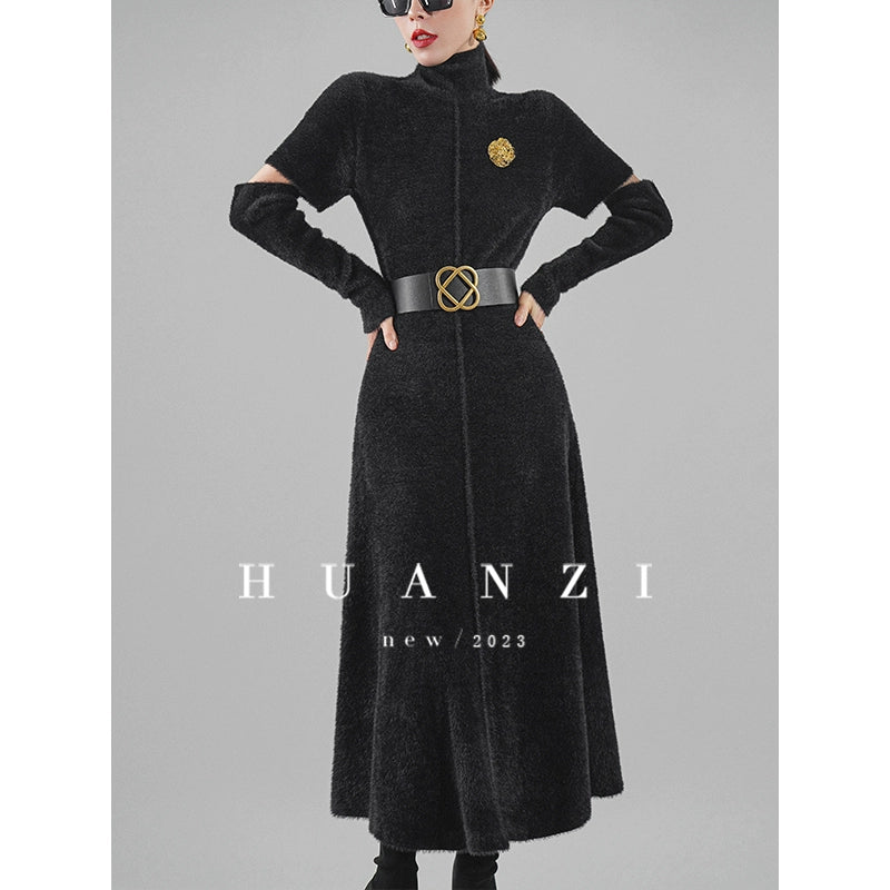 Huanzi French backless Hepburn black elegant mid-length autumn winter dress